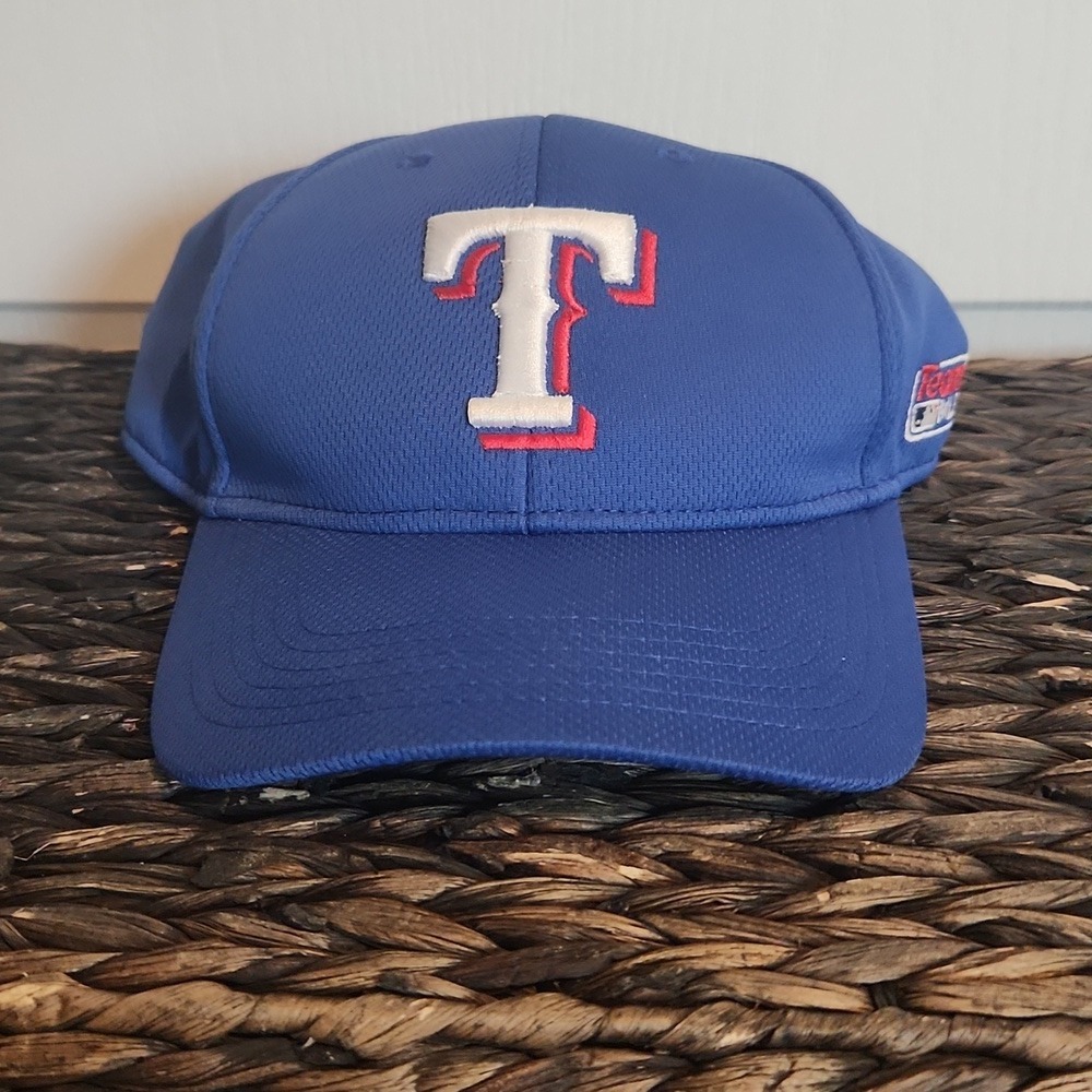 Texas Rangers Baseball Hat Hook & Loop Close Adjustable Team MLB‎ OSFM Embroider